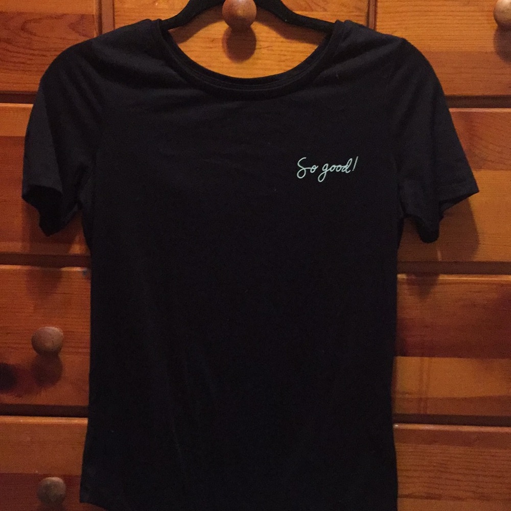 Black old navy t-shirt